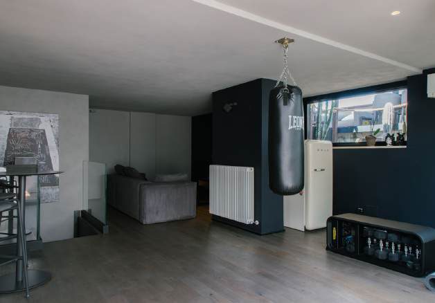 HOUSE52 second floor lounge and gym